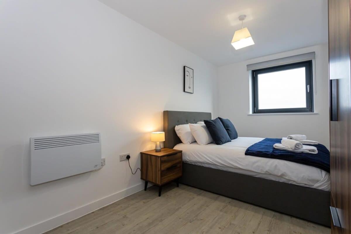 Modern 2 Bed Salford Apartment Stunning Views Manchester Exterior foto