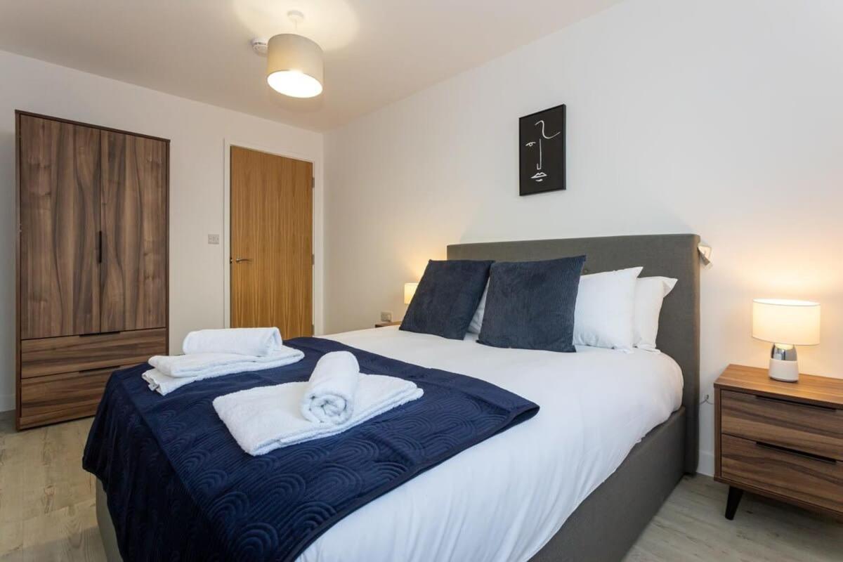 Modern 2 Bed Salford Apartment Stunning Views Manchester Exterior foto